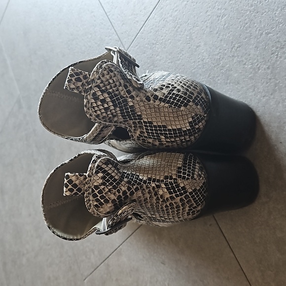 Heeled Snakeskin Booties - Picture 4 of 6